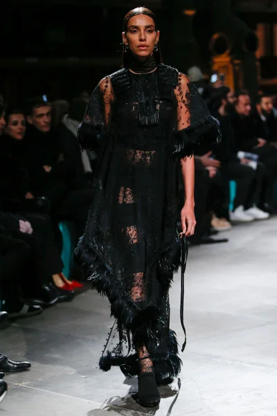 Look 66